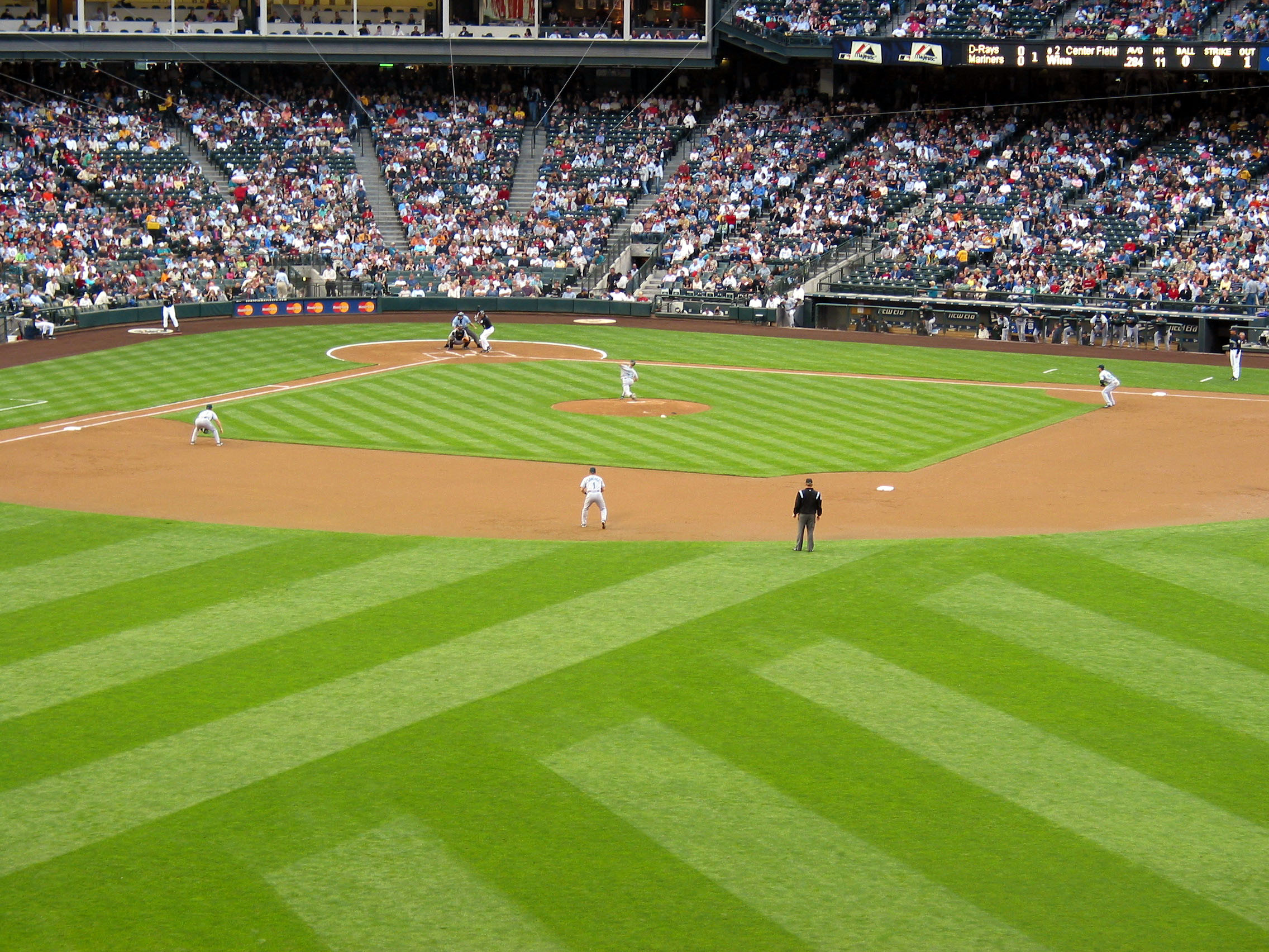 Must-Know Baseball Phrases to Yell During a Game