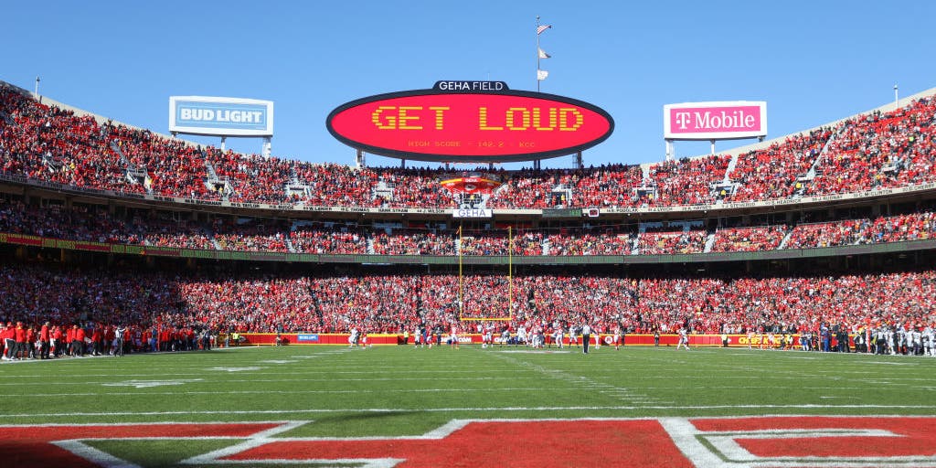 How Arrowhead Stadium Became the Loudest in NFL History at 142 Decibels