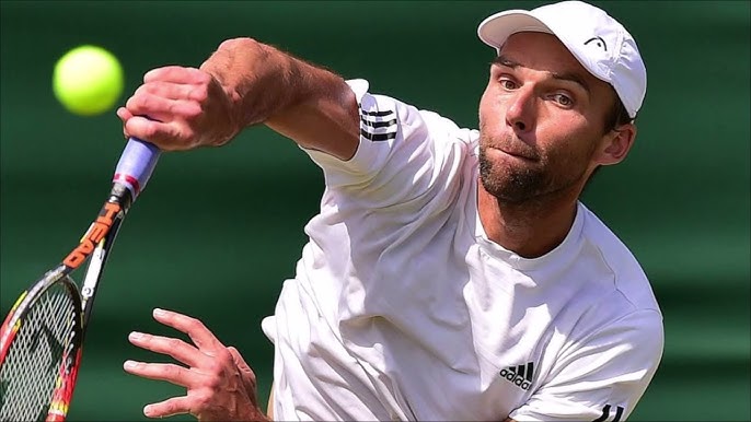 Fastest Tennis Serve of All Time: Record-Breaking Speeds and Legends