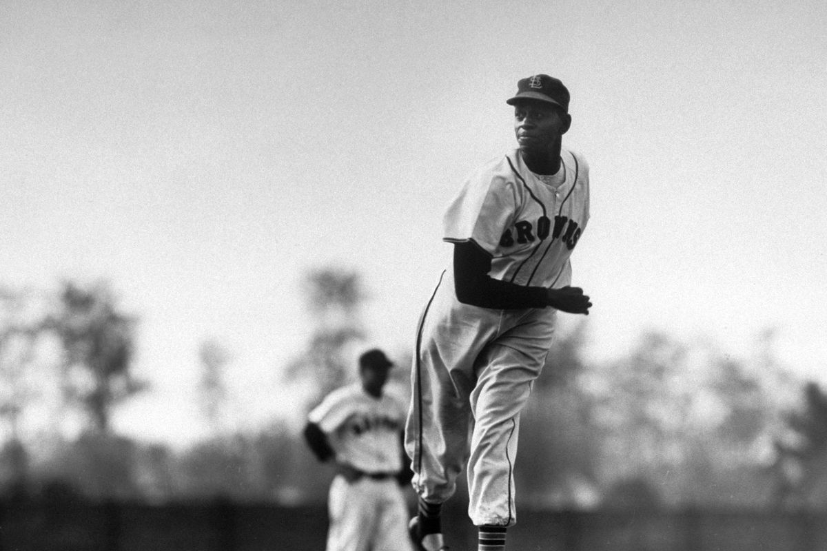 Top Black Pitchers in Baseball History: Unforgettable Icons and Achievements