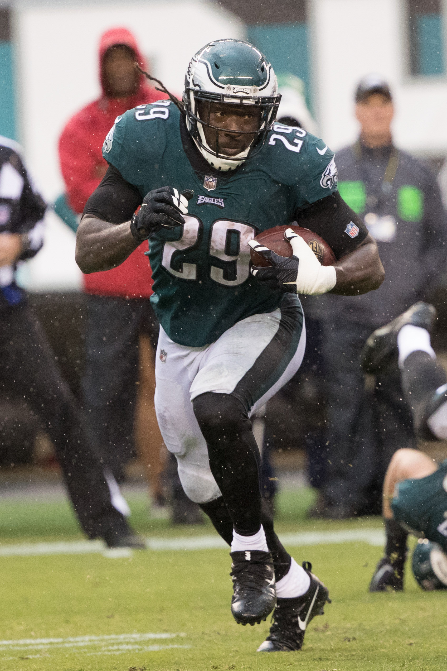 LeGarrette Blount Net Worth: How Much Has the NFL Star Earned in 2024?