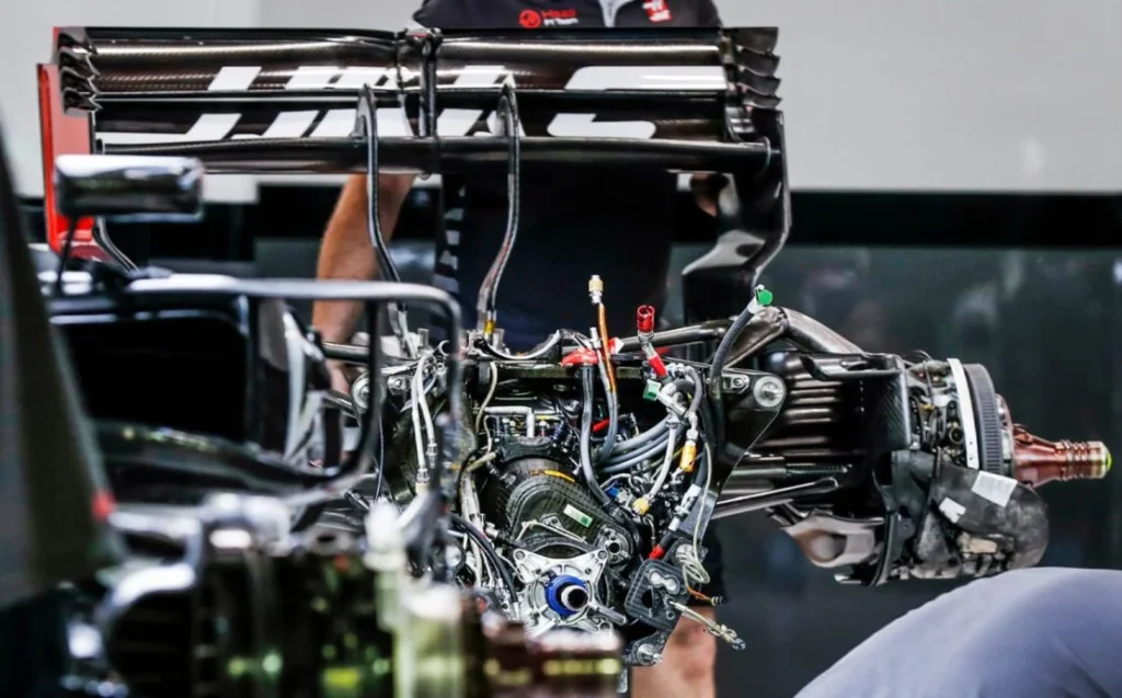 How Many Gears Do Modern F1 Cars Have? Unveiling the Technology Behind