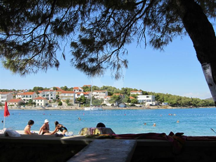 Explore Tisno: Your Ultimate Guide to Croatias Coastal Retreat
