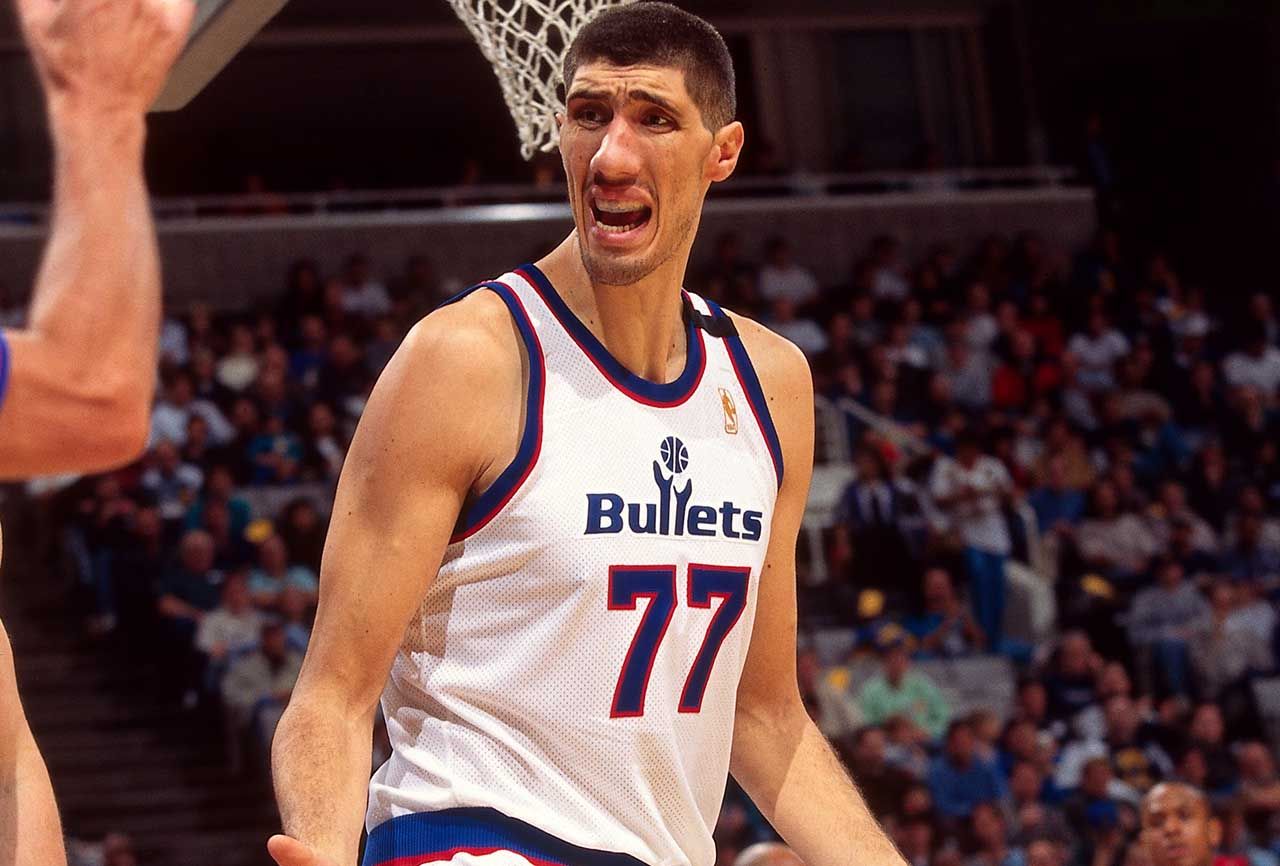 Gheorghe Muresan Wingspan: Uncover the Record-Breaking Measurements