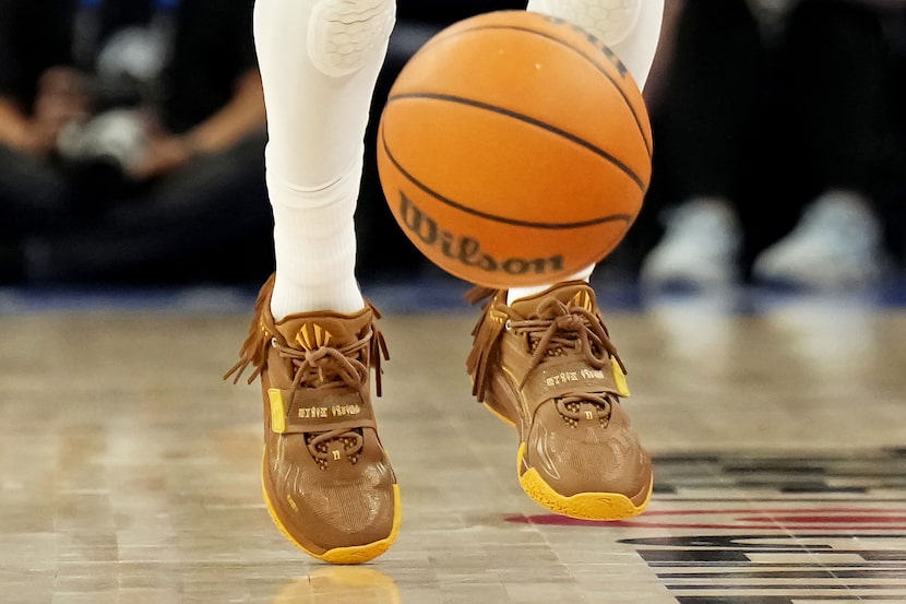 Kyrie Irving Shoes for Dallas Mavericks: Latest KAI 1 Release