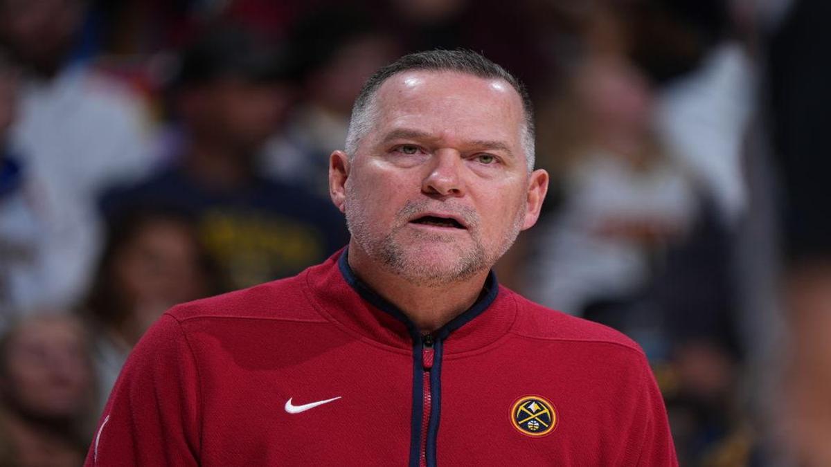 Discover Mike Malones Height: Facts About the Denver Nuggets Head Coach