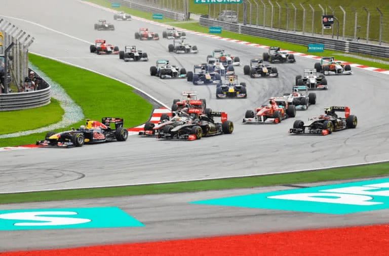 NASCAR vs. F1: Which Motorsport Challenges Drivers More?