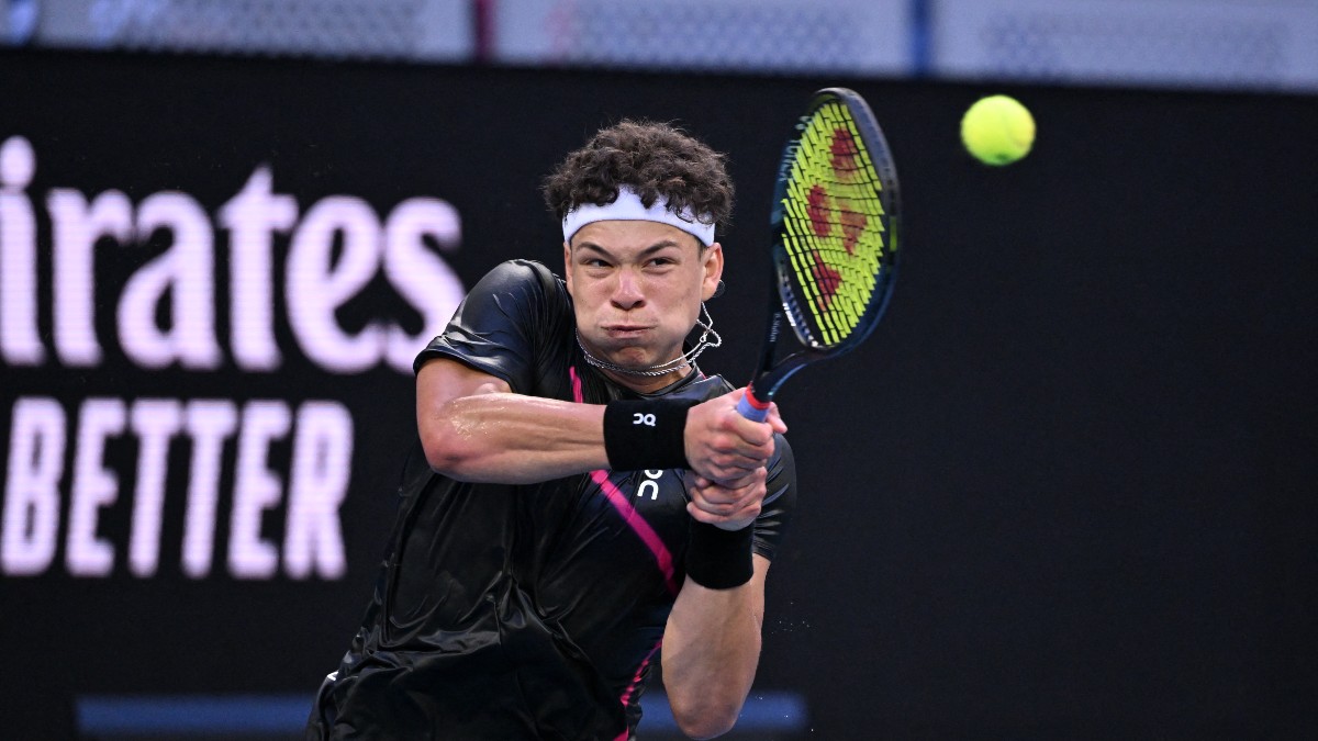 Shelton vs Mannarino Prediction: Who Will Win the 2024 Australian Open Clash?