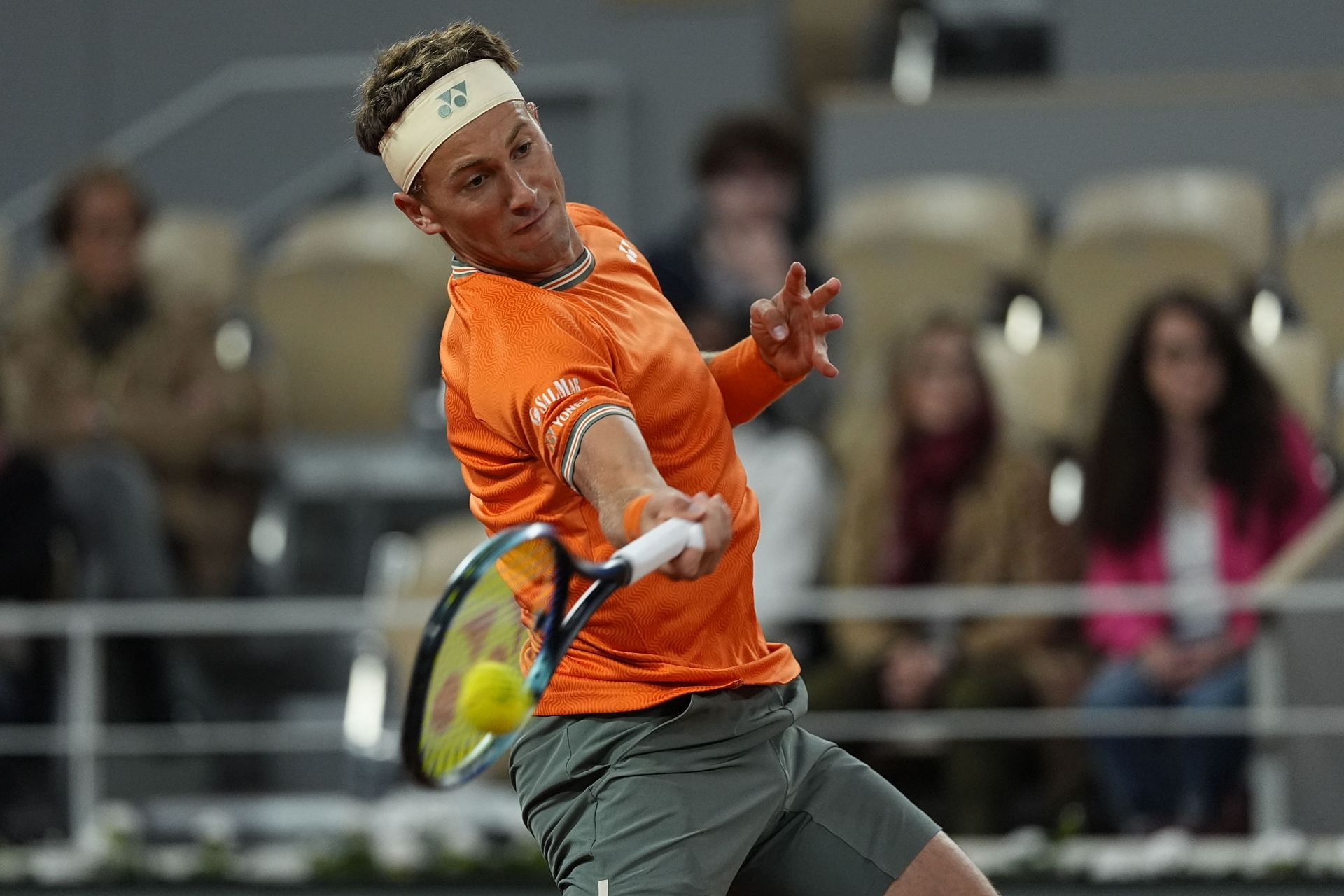 Roberto Bautista Agut Prediction: Who Will Win in the 2024 Swiss Indoors?