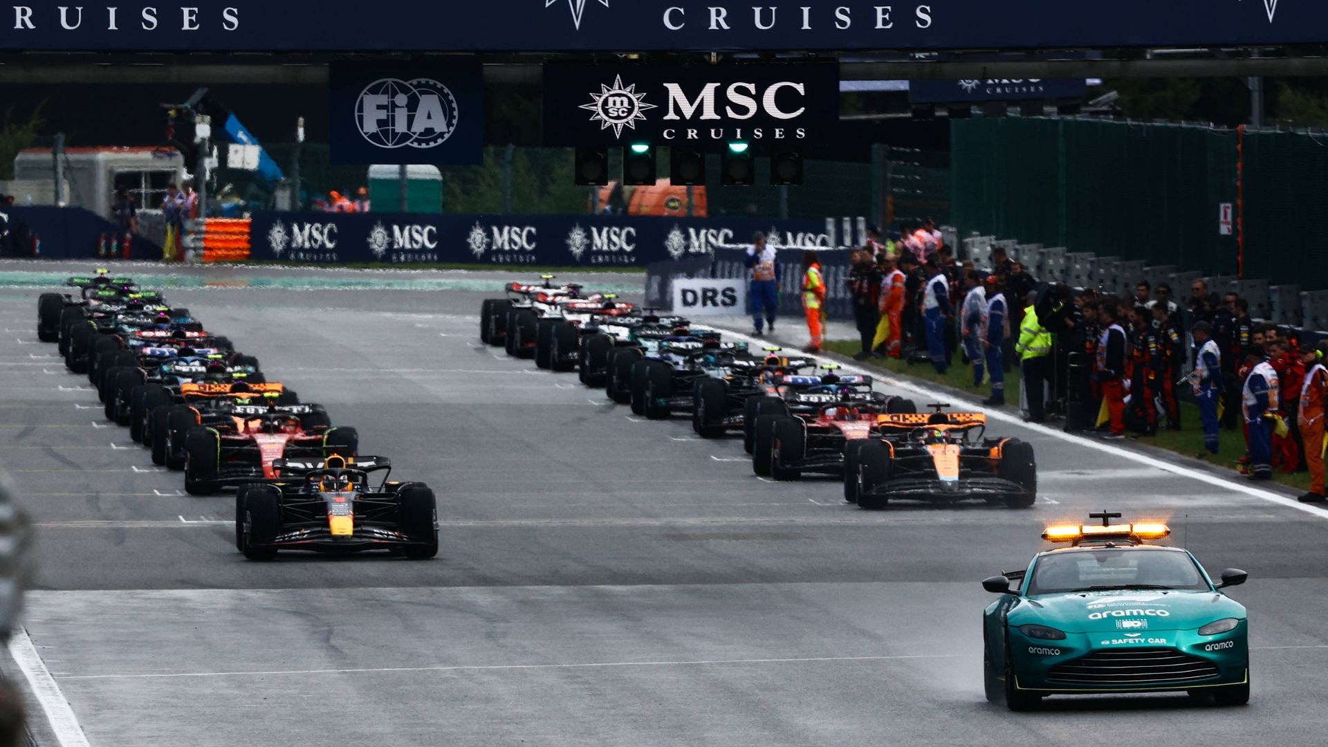 What is the Formation Lap in F1? Everything You Need to Know!