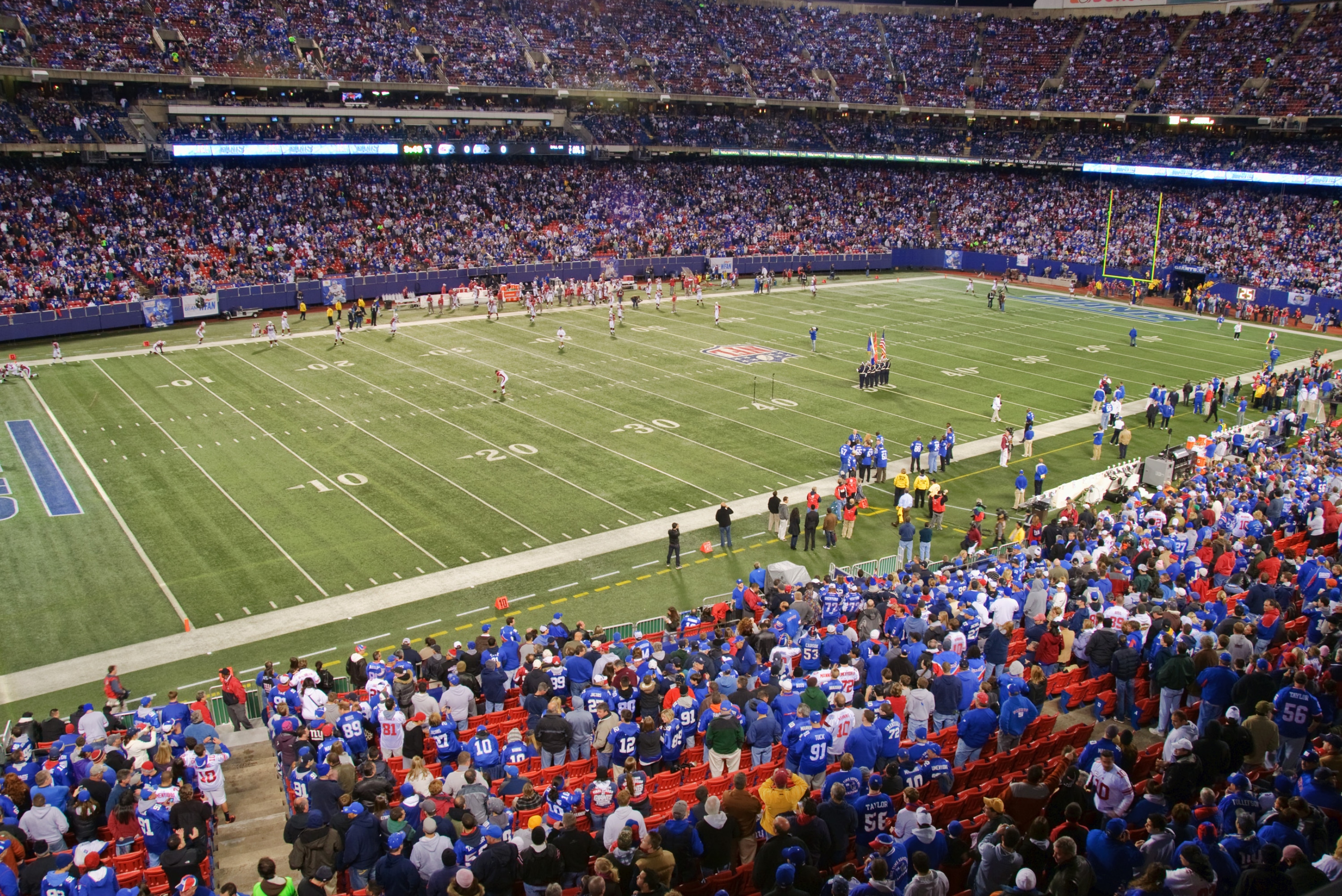 How much are sideline passes for NFL games normally? (A guide to buying NFL sideline tickets)