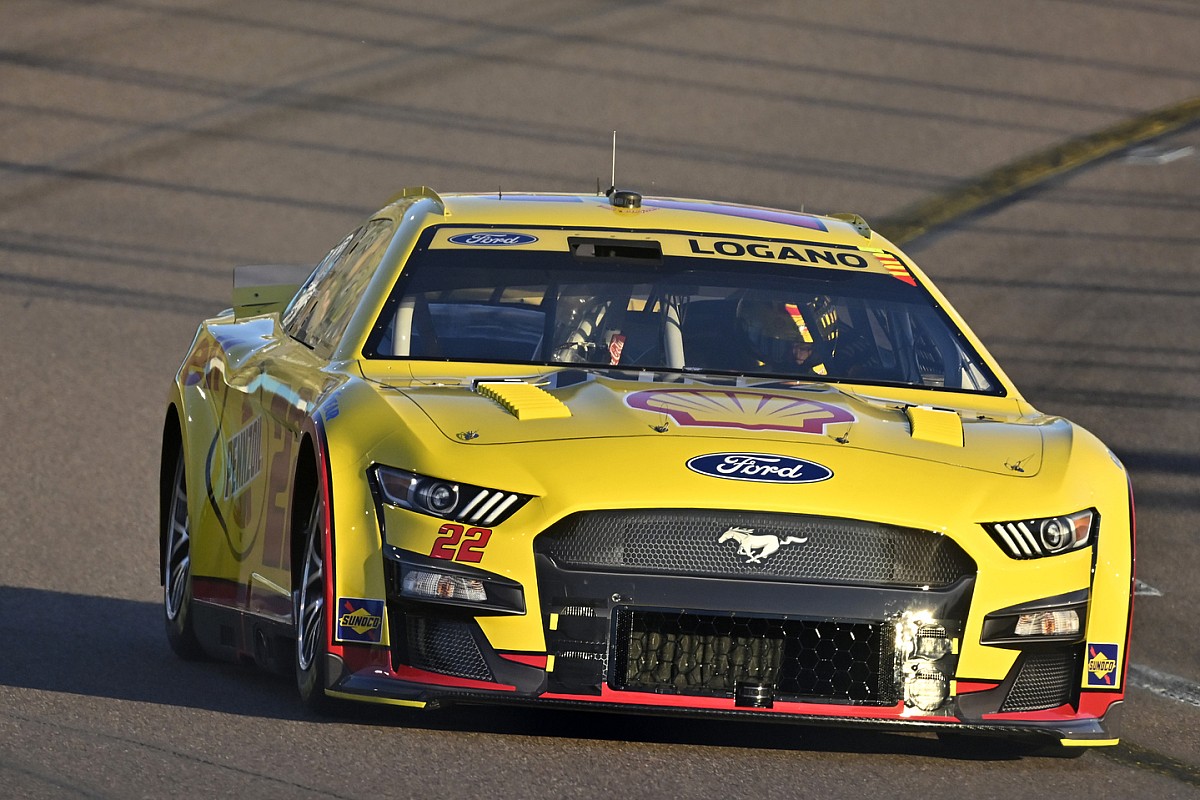 Who got the pole for Sundays race in NASCAR Discover the fastest qualifier now