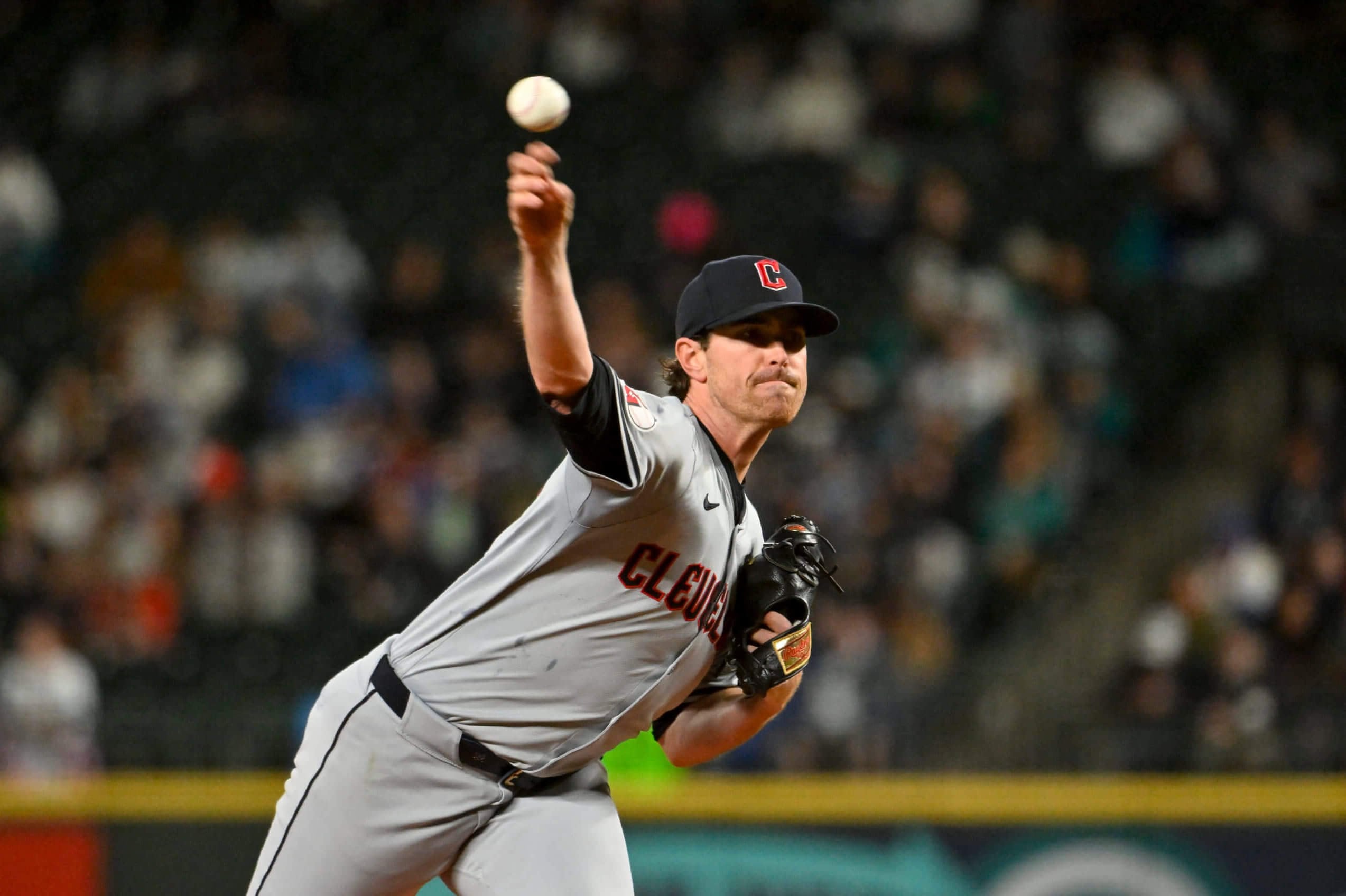 How Do Injuries Mess Up a Front Office Baseball? (Learn How to Handle the Chaos They Cause!)