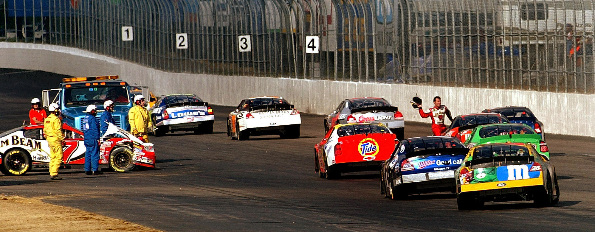 How many people died in NASCAR? The real story behind the races.