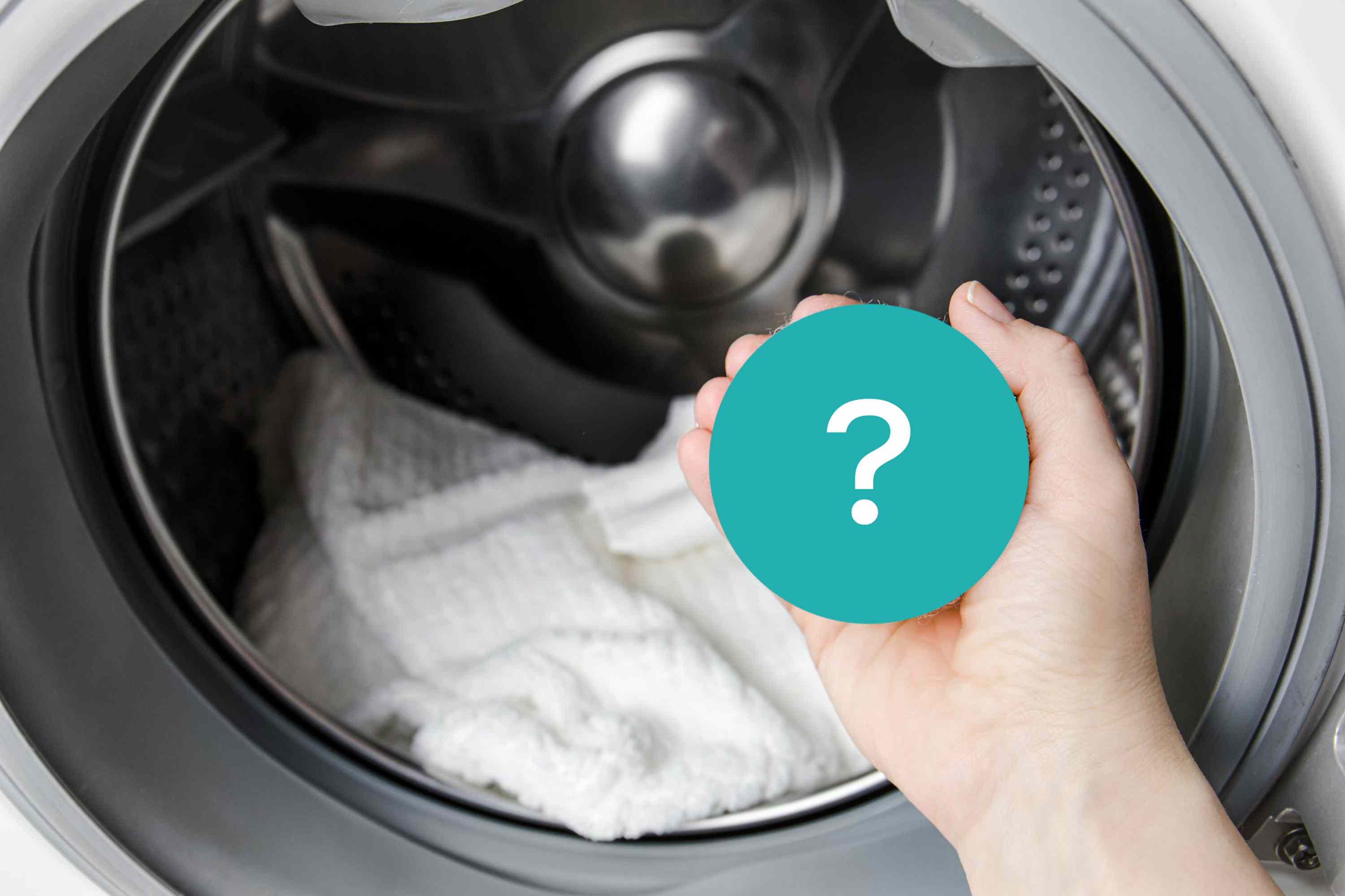 The Simple Trick of Putting Tennis Balls in the Dryer for Fluffy Clothes