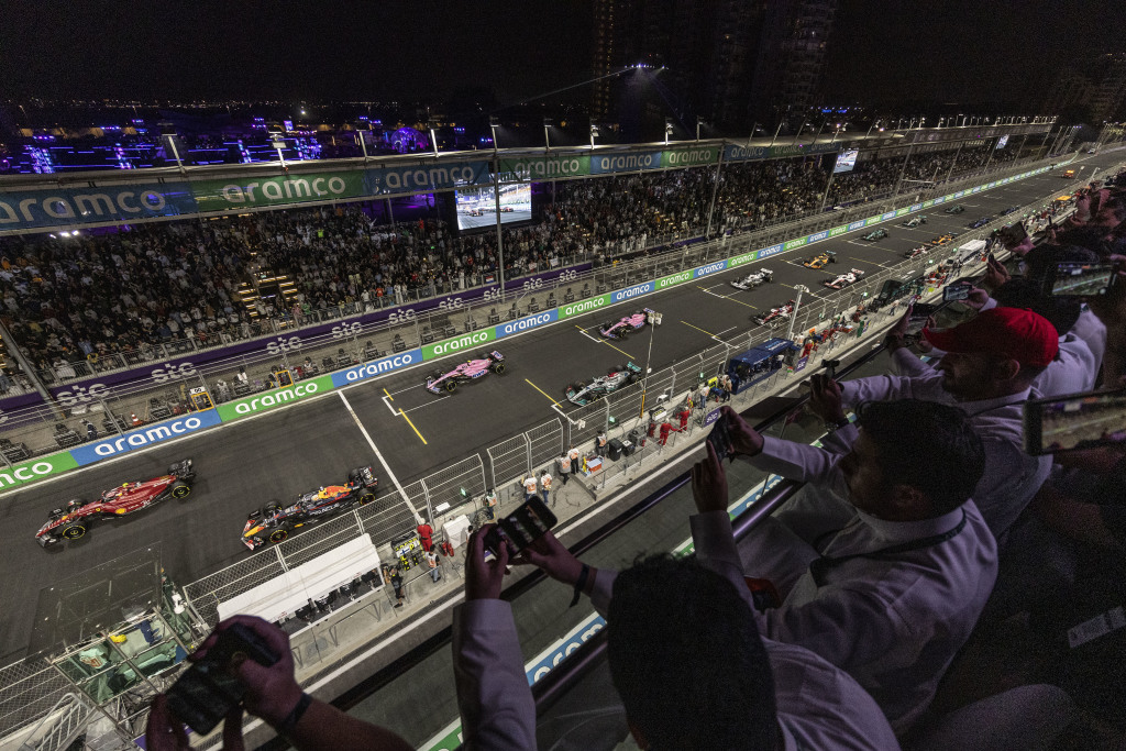How Much Is an F1 Paddock Pass? Your Ultimate Guide to Costs and What You Get!