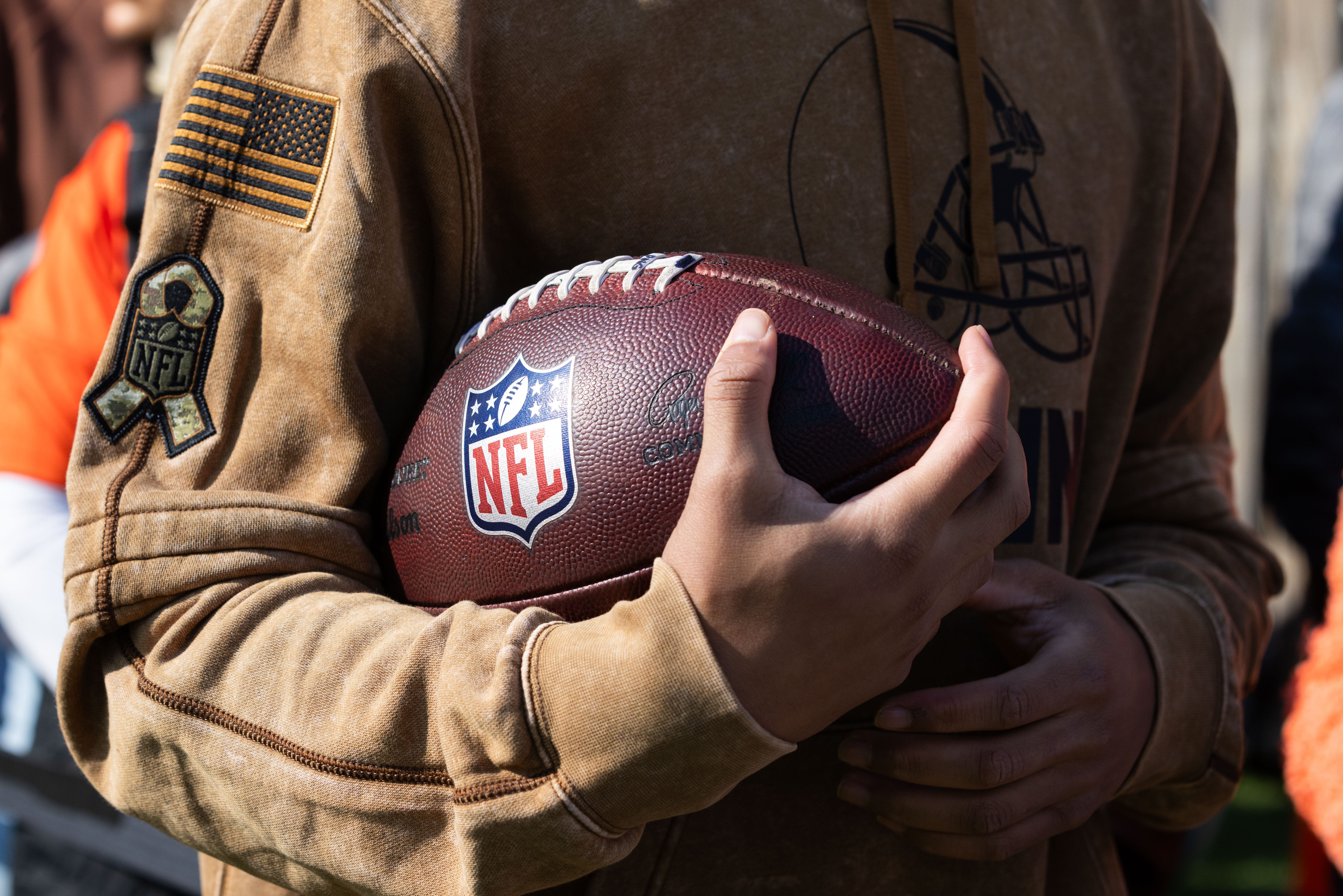 Wondering why NFL coaching staff wearing brown? Get the full scoop right here!