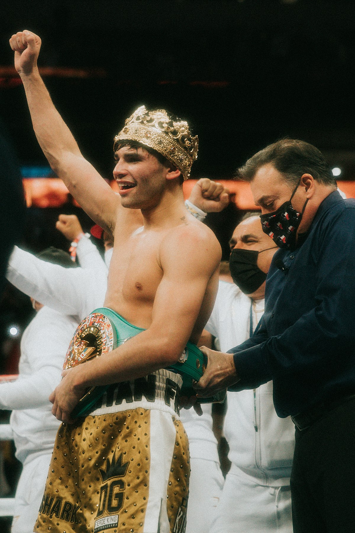 What is Ryan Garcias boxing record? Find out his impressive win-loss ratio!
