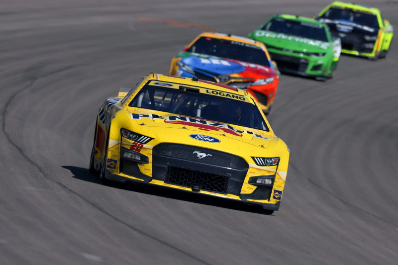Who won the NASCAR race today in Las Vegas? Get the latest updates.