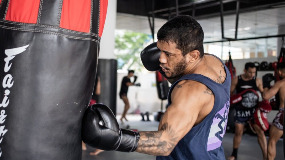 Does Boxing Burn Calories? A Simple Guide to Burning Fat With Boxing Workouts!