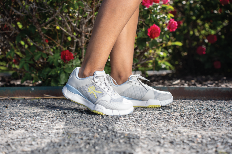 What is a tennis shoe and what is it made of? Learn about the materials and design that make it comfortable and durable.