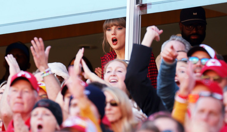 Is Taylor Swift at the Chiefs Game Today? All the Clues Pointing to a Possible Yes!