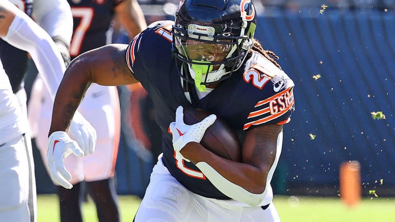 Devin Singletary or DOnta Foreman: Expert Fantasy Football Advice for Week 11