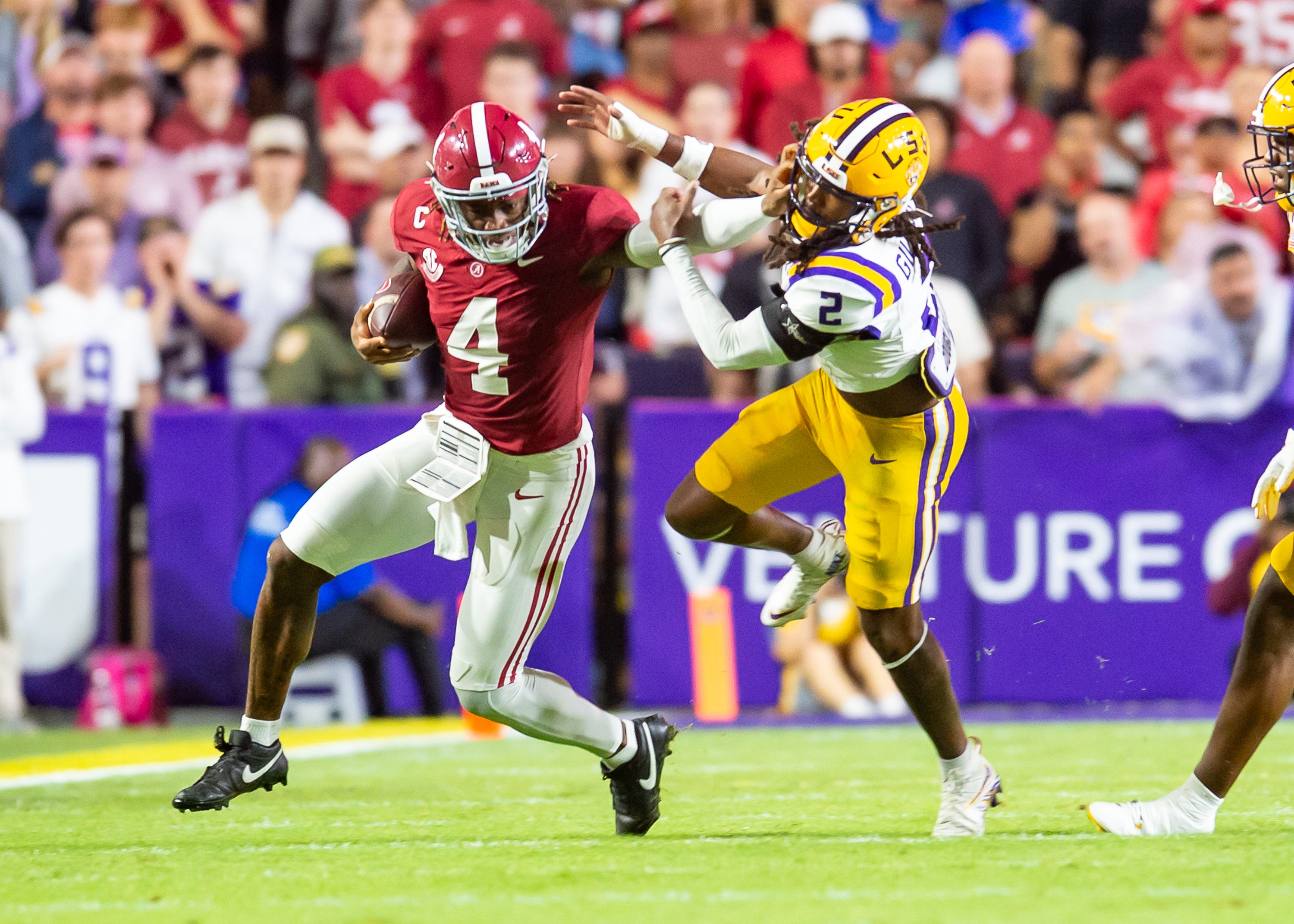 Check the score! What was the score of the LSU football game today?