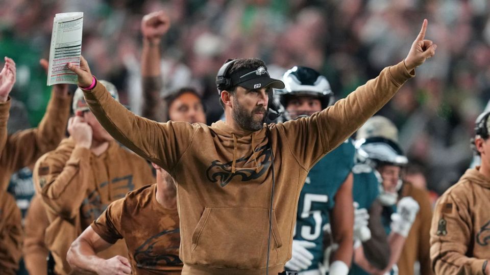 NFL Coaches in Brown Sweatshirts: Whats the Deal? (Why Theyre Wearing Them)