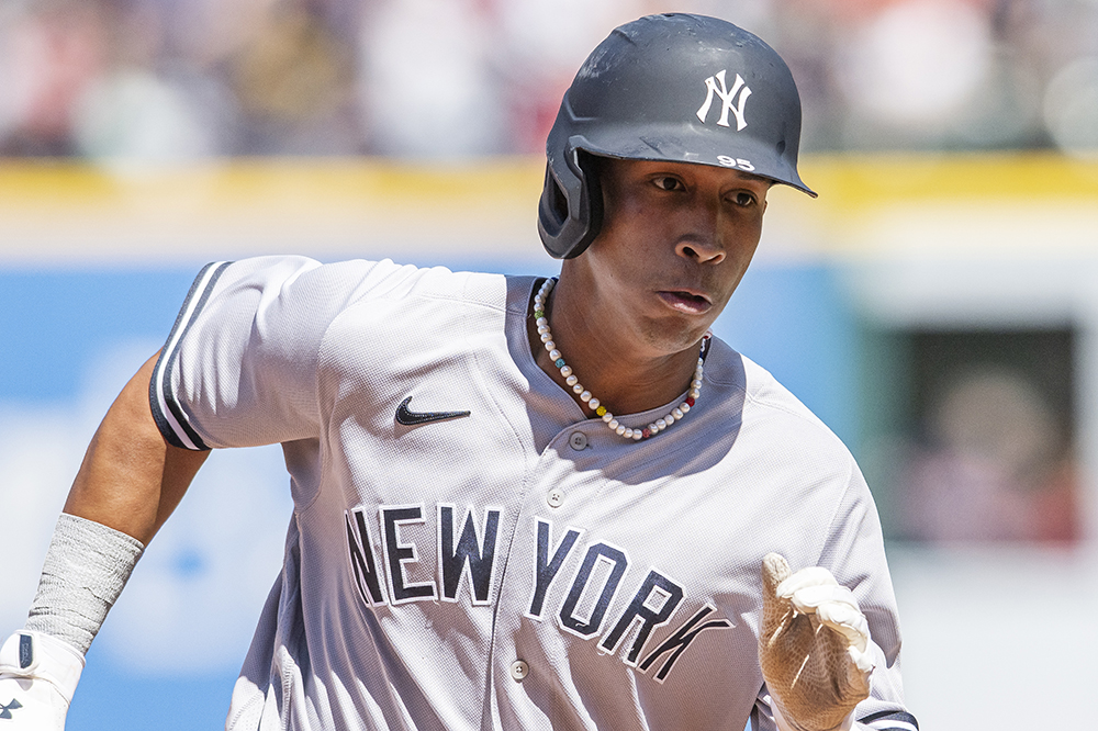 Baseball players beaded necklaces: what are they and why so popular?